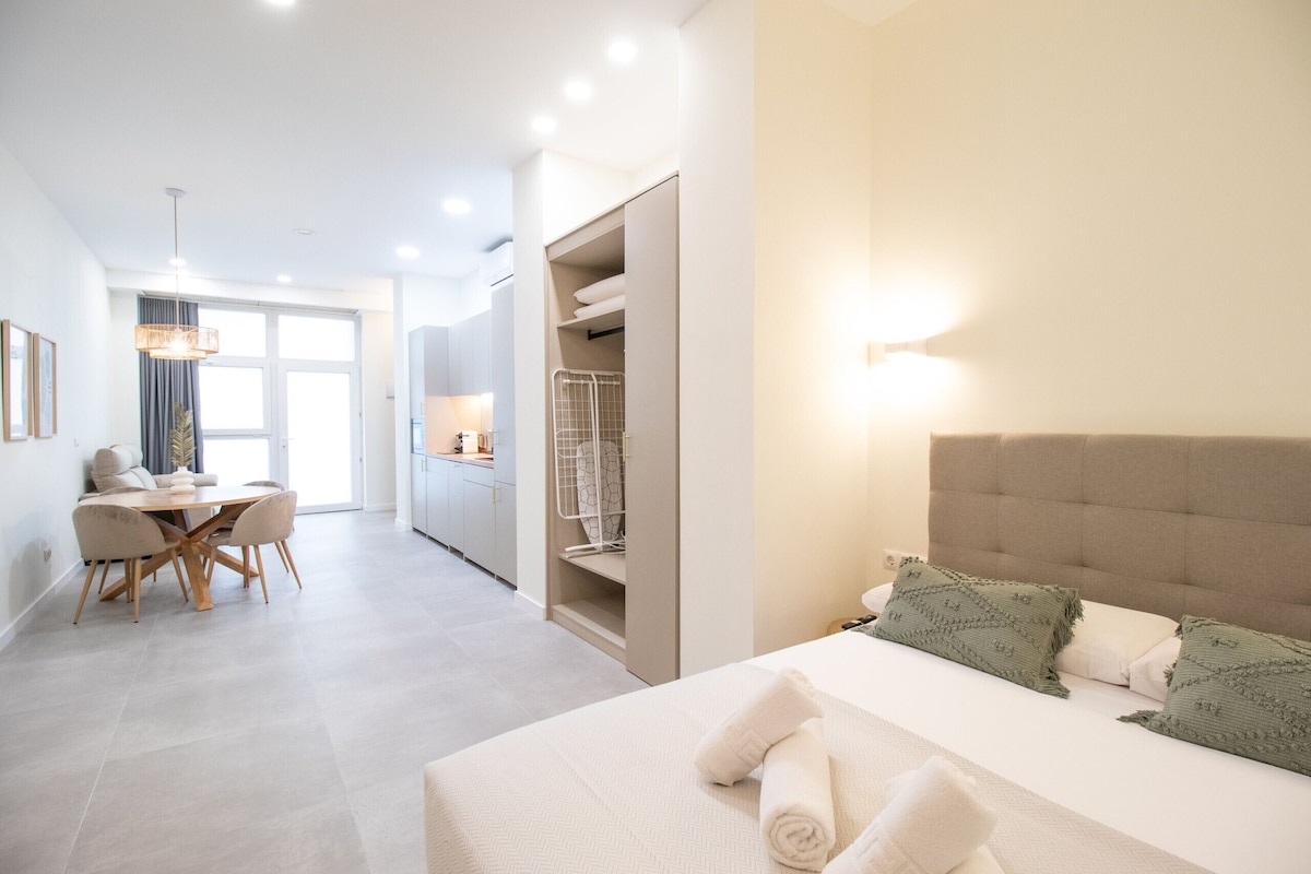 Favara 2 by Concept Flats